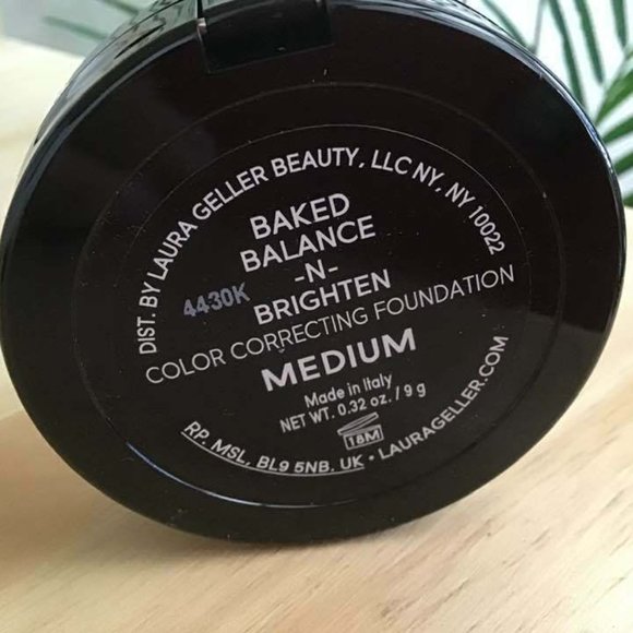 Laura Geller Balance-N-Brighten Color Correcting Foundation MEDIUM - Full Size - Picture 4 of 5
